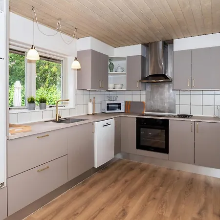 Family Fun With Fjord View - By Traum *