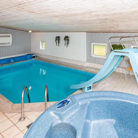 Family Fun With Fjord View - By Traum Holiday home *